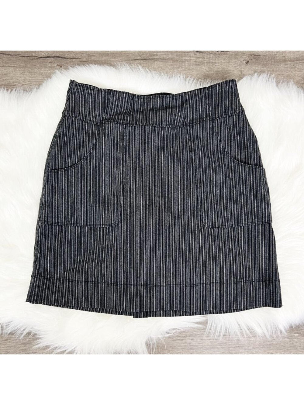 Jofit Skort Womens Small Black Gray Striped Athletic Pull On Golf Modest